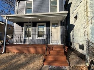 49 Easton St, Hamden, CT 06514