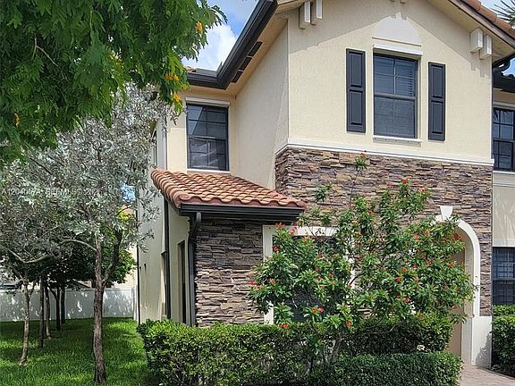 4th image of 8872 W 35th Ct