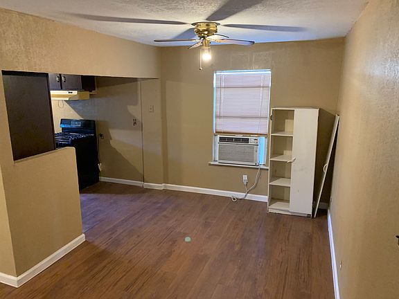 4th image of 269 W Mayfield Blvd