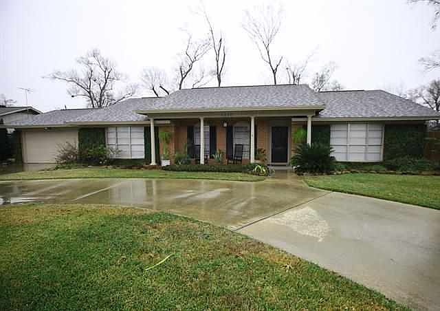 1st image of 5520 Gladys Ave