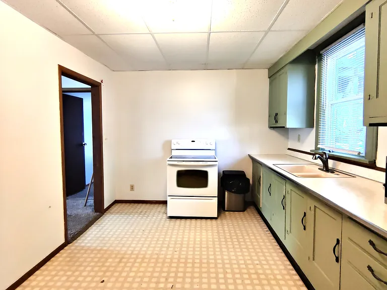 220 W Union St #1 — Photo 9