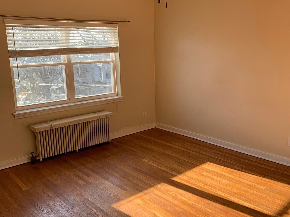 1st image of 80-02 Park Ln S #2