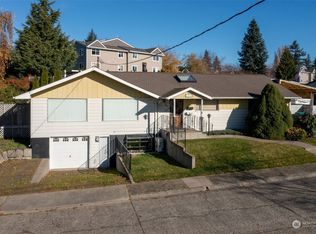 1042 Walnut St, Bremerton, WA 98310
