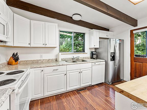 3rd image of 2695 Vassar Dr