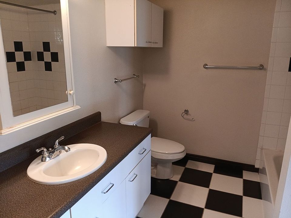 2nd image of 301 Central Ave NE APT 210