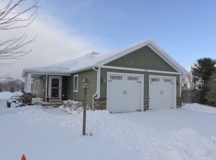 2145 Chrystal Ridge Dr, Traverse City, MI 49686