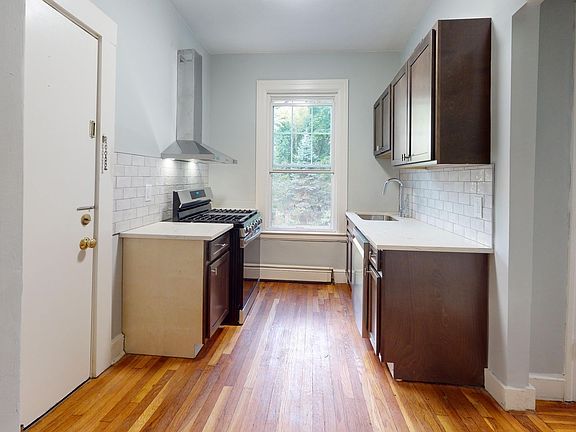 2nd image of 28-30 Avon St #6