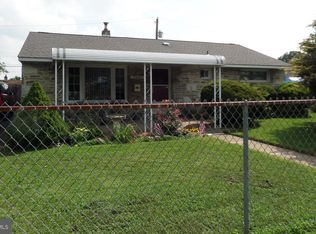 2506 Winton Dr, Bristol, PA