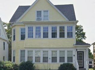 102-104 Allyn St #1, Holyoke, MA 01040