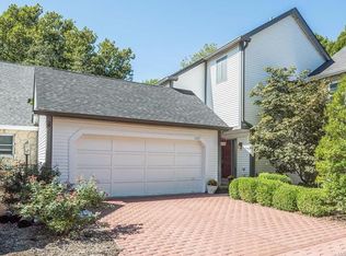 1529 Milbridge Dr, Chesterfield, MO 63017