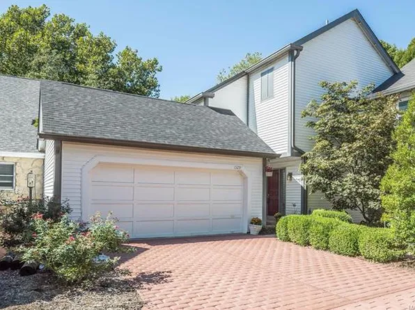 1529 Milbridge Dr, Chesterfield, MO 63017