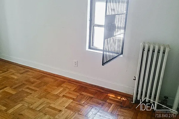 Rented by Ideal Properties Group | media 4