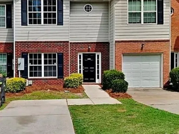 387 Brookview Dr, Riverdale, GA 30274