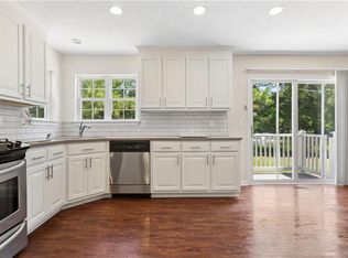 113 Bugle Ct, Yorktown, VA 23693