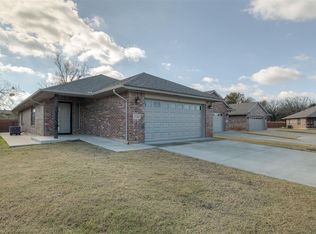 316 SW 4th Pl, Newcastle, OK 73065