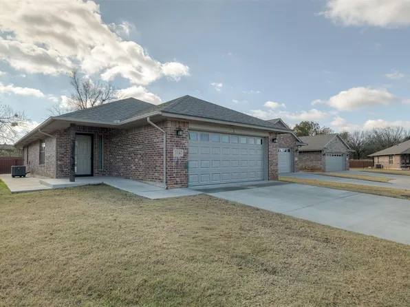 316 SW 4th Pl, Newcastle, OK 73065