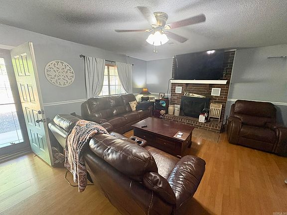 2nd image of 9 Allison Dr