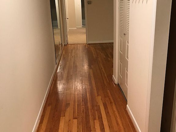 4th image of 10523 Montrose Ave APT 102