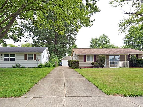 2nd image of 434 Walnut Dr