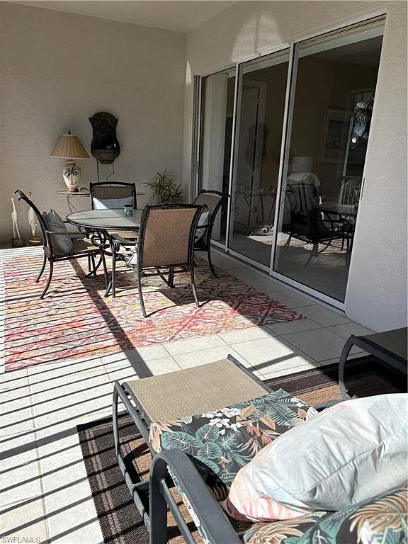 2 bed, 2.0 bath, 1822 sqft, $8,000 — Photo 2