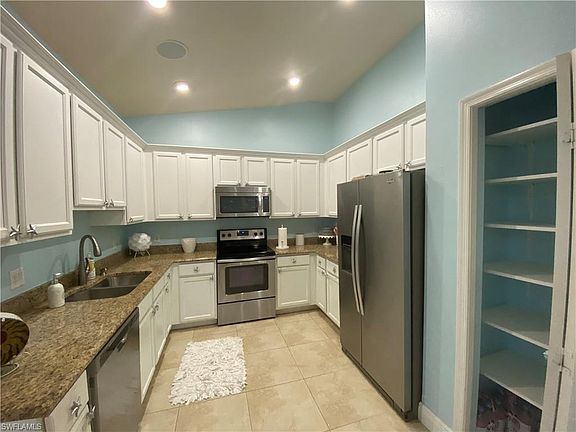 4th image of 7102 Pond Cypress Ct #3-202