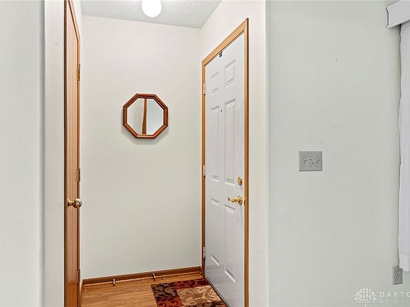 4th image of 1838 Primrose Ln