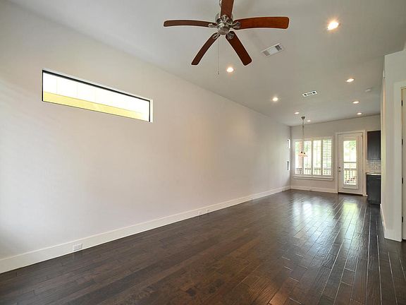 3rd image of 4608 Windy Brook Dr #B
