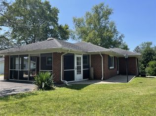 1658 Pulaski Rd, New Castle, PA 16105