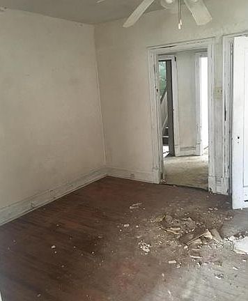 3rd image of 4137-4139 Potomac St