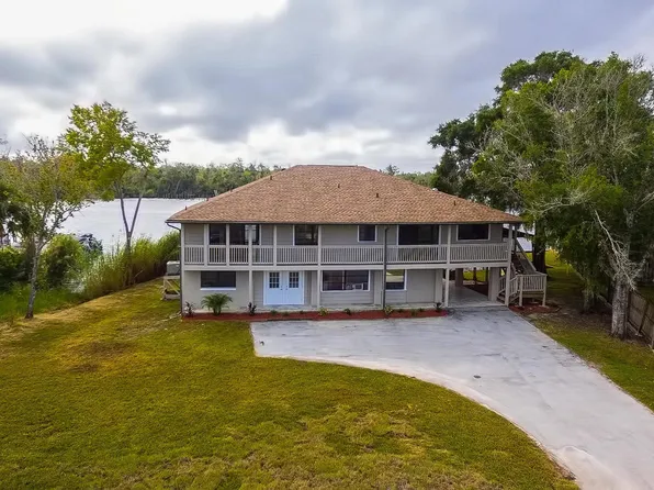 10832 W Halls River Rd, Homosassa, FL 34448