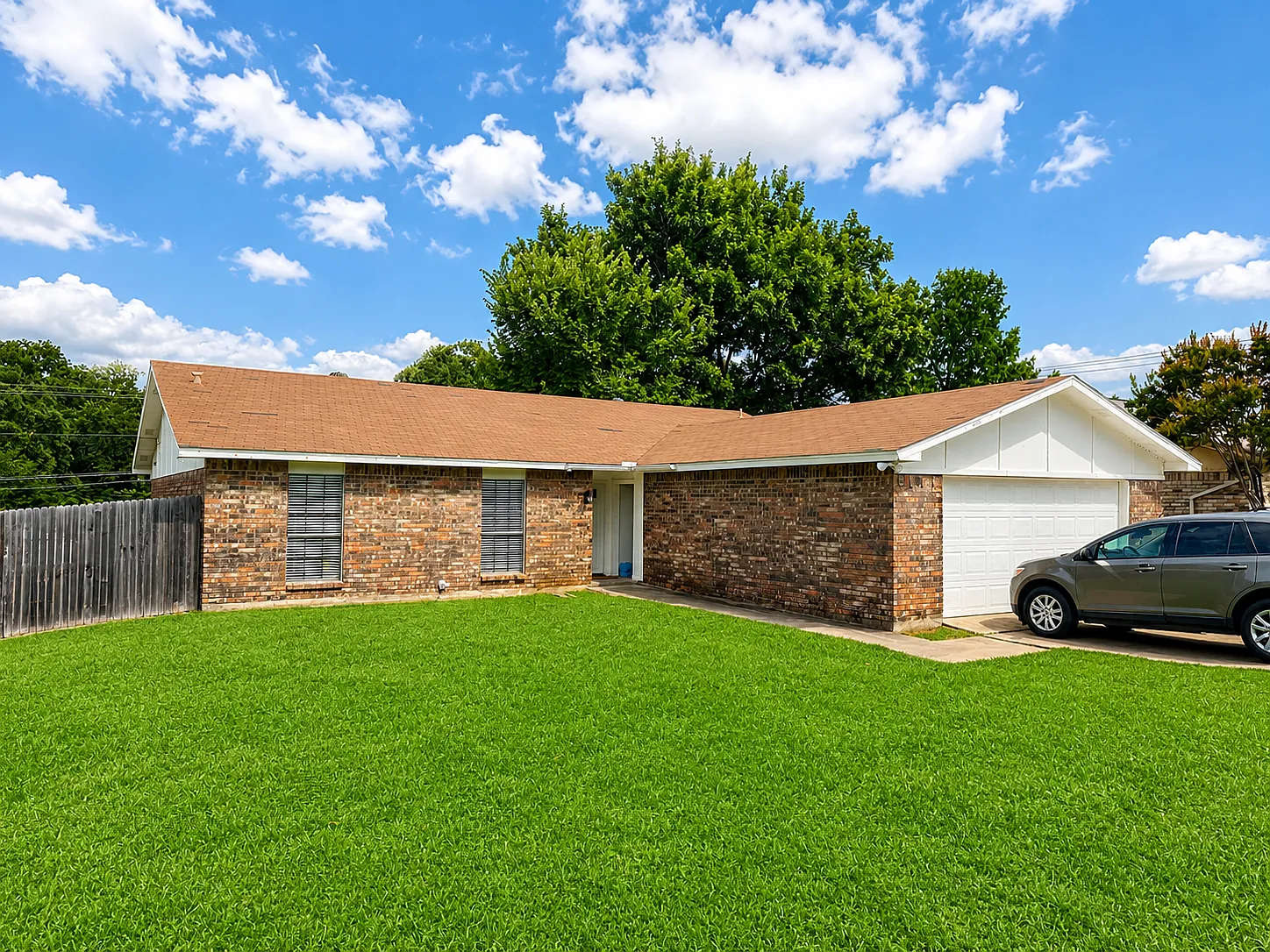 3 bed, 1868 sqft, $2,425 — Photo 1