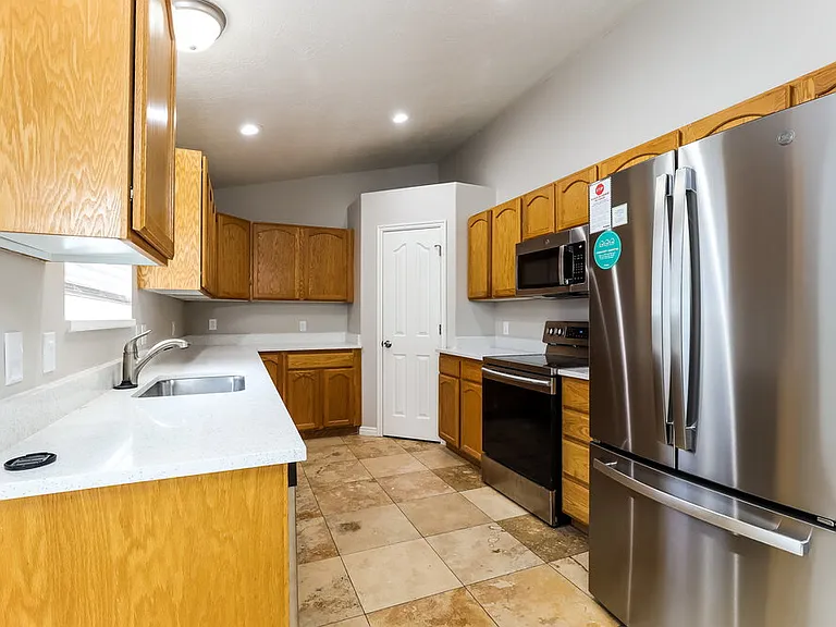 1116 N Mustang Ln — Photo 7