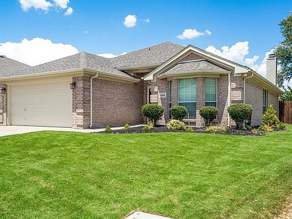 3rd image of 6204 Walcott Ln