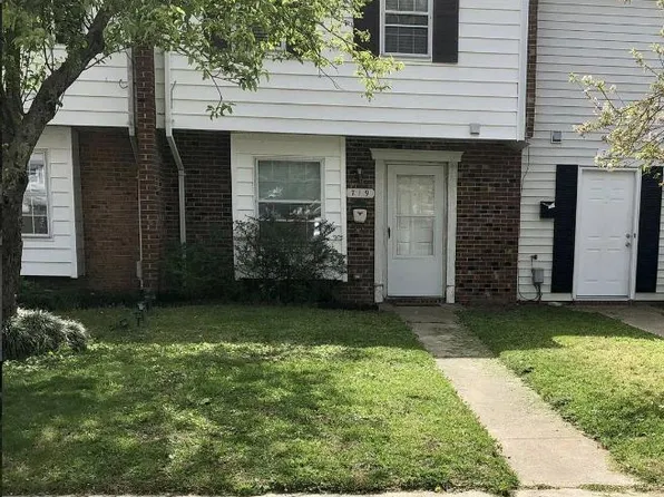 719 Tilden Pl, Virginia Beach, VA 23454