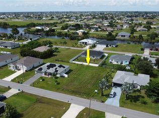 2827 SW 2nd Ln, Cape Coral, FL 33991