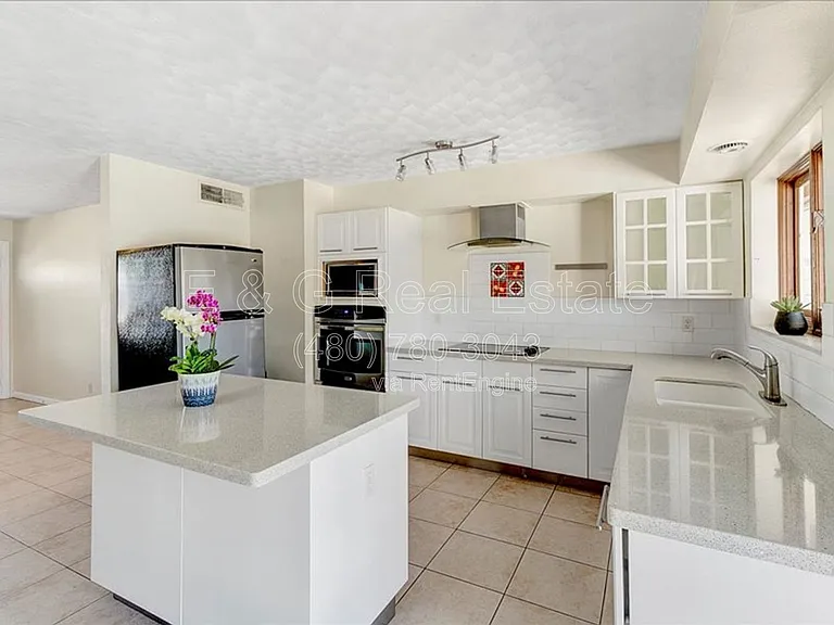 8226 E Plaza Ave — Photo 9