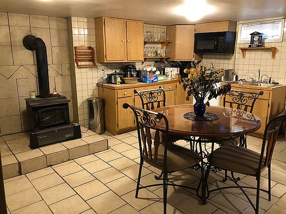 Downstairs kitchen dine area
