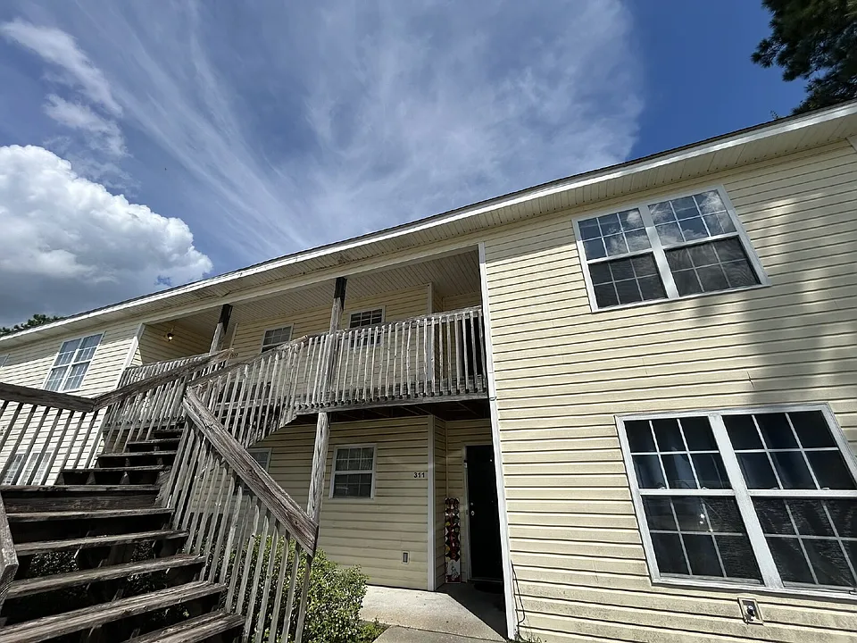 101 Hall St #321