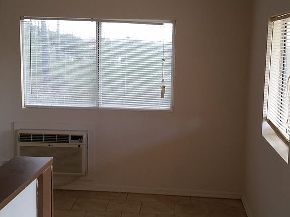 2nd image of 4701 S San Joaquin Ave