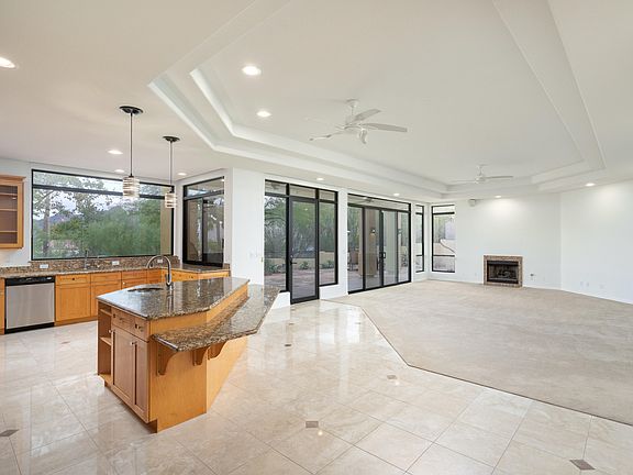 4th image of 2221 E Cinnabar Ave