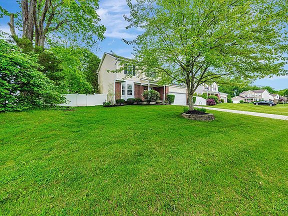 4th image of 5615 Aspen Dr