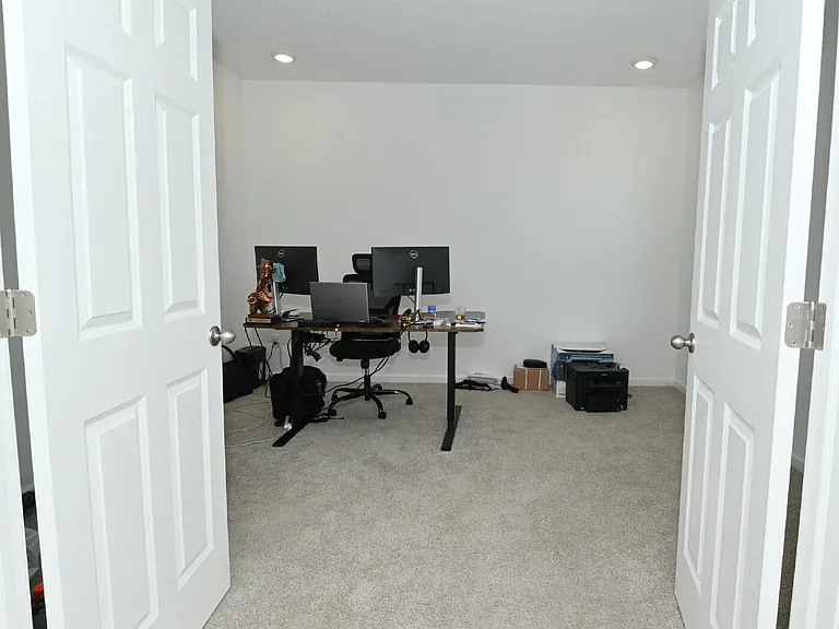 7348 Deerberg Dr — Photo 23