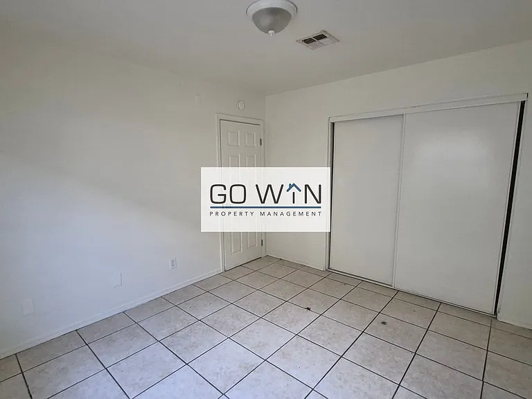 3006 E Granada Rd — Photo 10