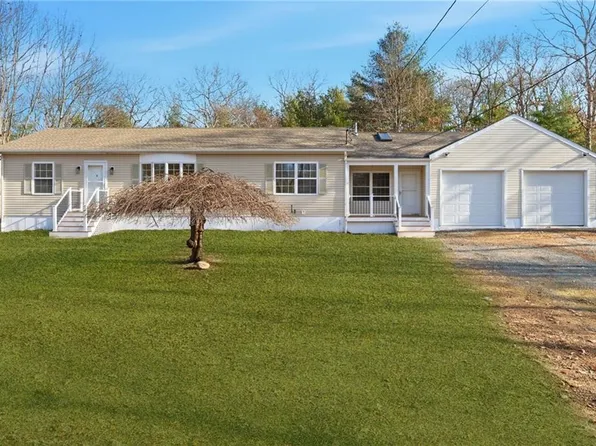 801 Tunk Hill Rd, Scituate, RI 02825