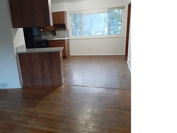 3rd image of 21746 E Eleven Mile Rd