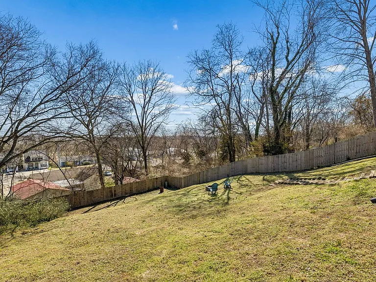 833 Rose Park Dr — Photo 36