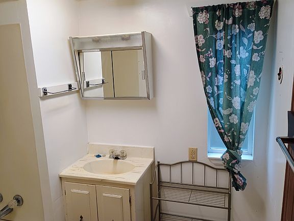 5th image of 400 Hill St #Ts-14