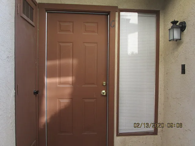 2 bed, 1.5 bath, $1,300 — Photo 2