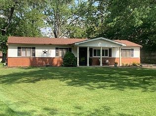 236 Howard Dr, Ballwin, MO 63021