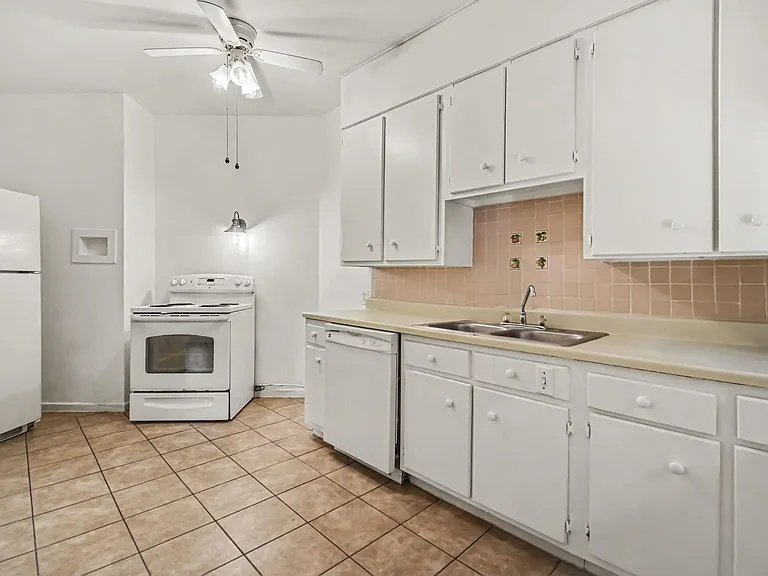 4408 Yoakum Blvd #1 — Photo 18